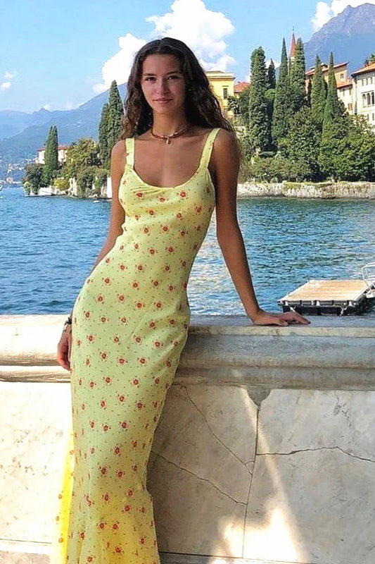 Robe longue à bretelles et imprimé floral 