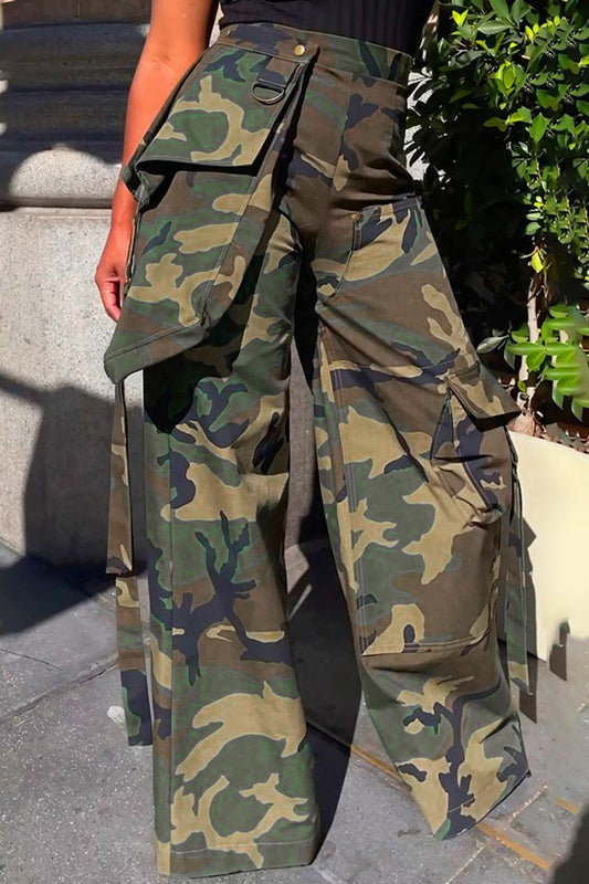 Pantalon cargo décontracté à poches multiples et motif camouflage