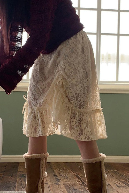 Jupe midi patchwork en dentelle froncée