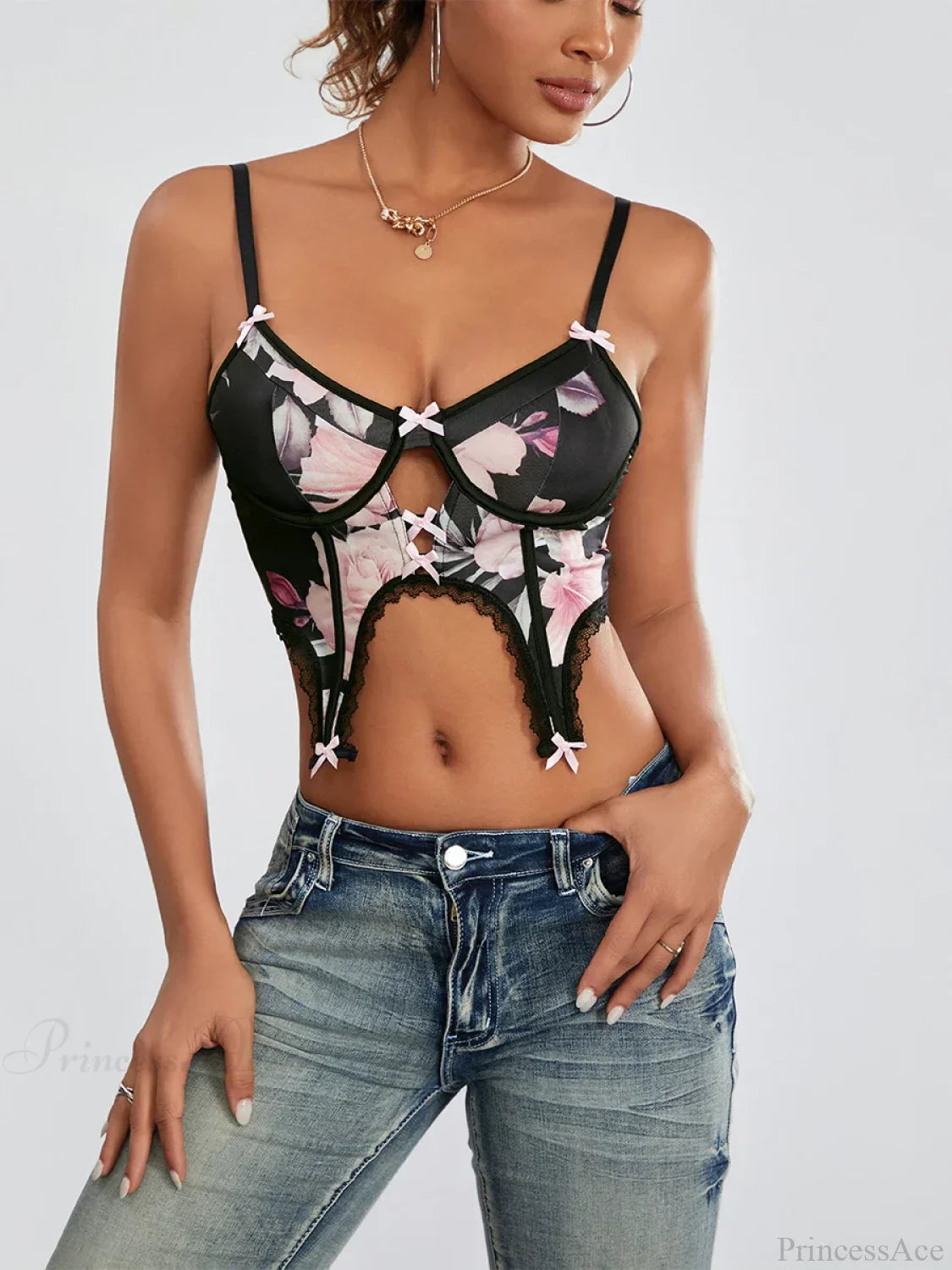 Black Floral Deep V Spaghetti Strap Backless Crop croptop-250126