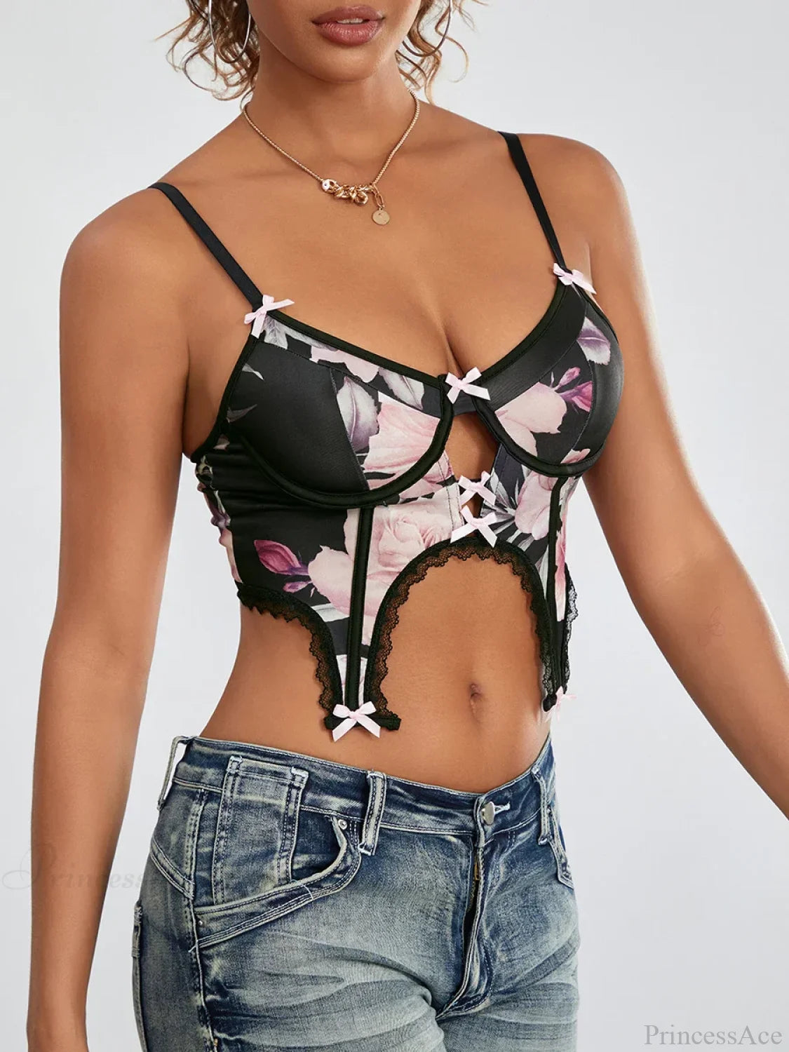 Black Floral Deep V Spaghetti Strap Backless Crop croptop-250126