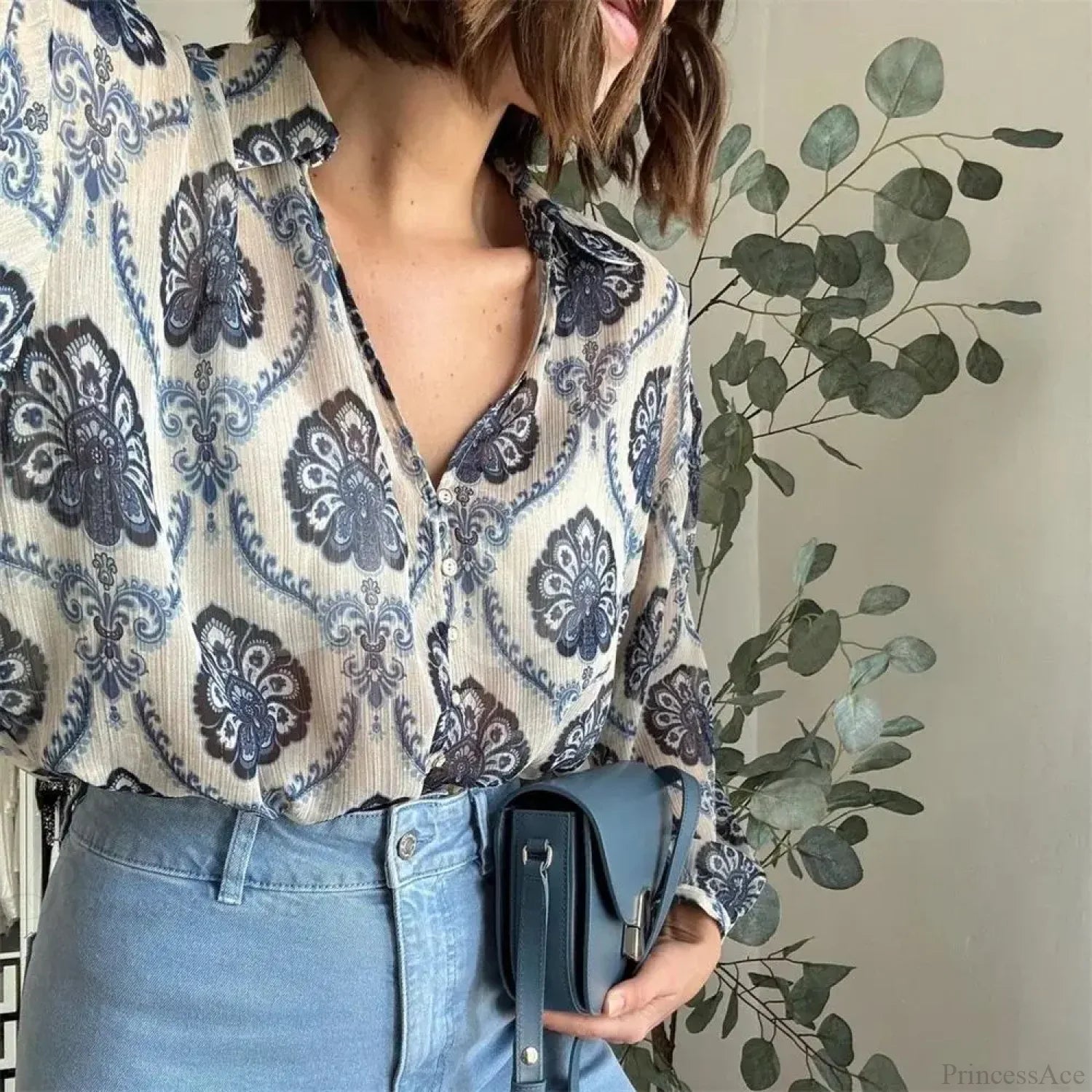 Blue Floral Printed Long Sleeve V-Neck Boho Blouse bohoblouse-250126
