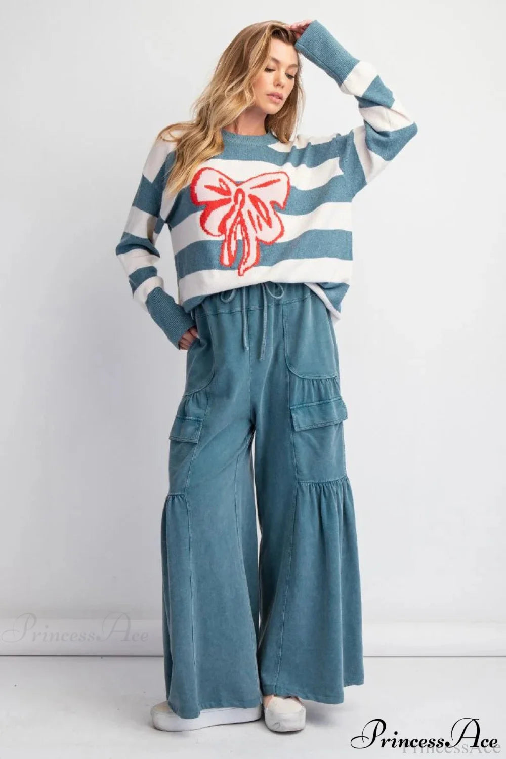 Bow Detail Jacquard Crewneck Long Sleeve Sweater