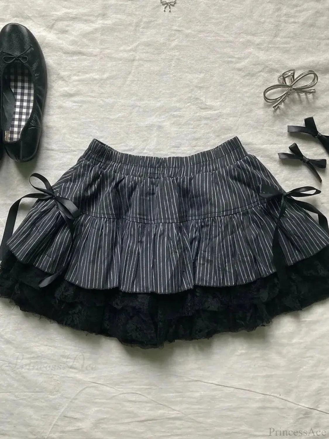 Bow Rebel Informal Charming Mini Skirt Top / S