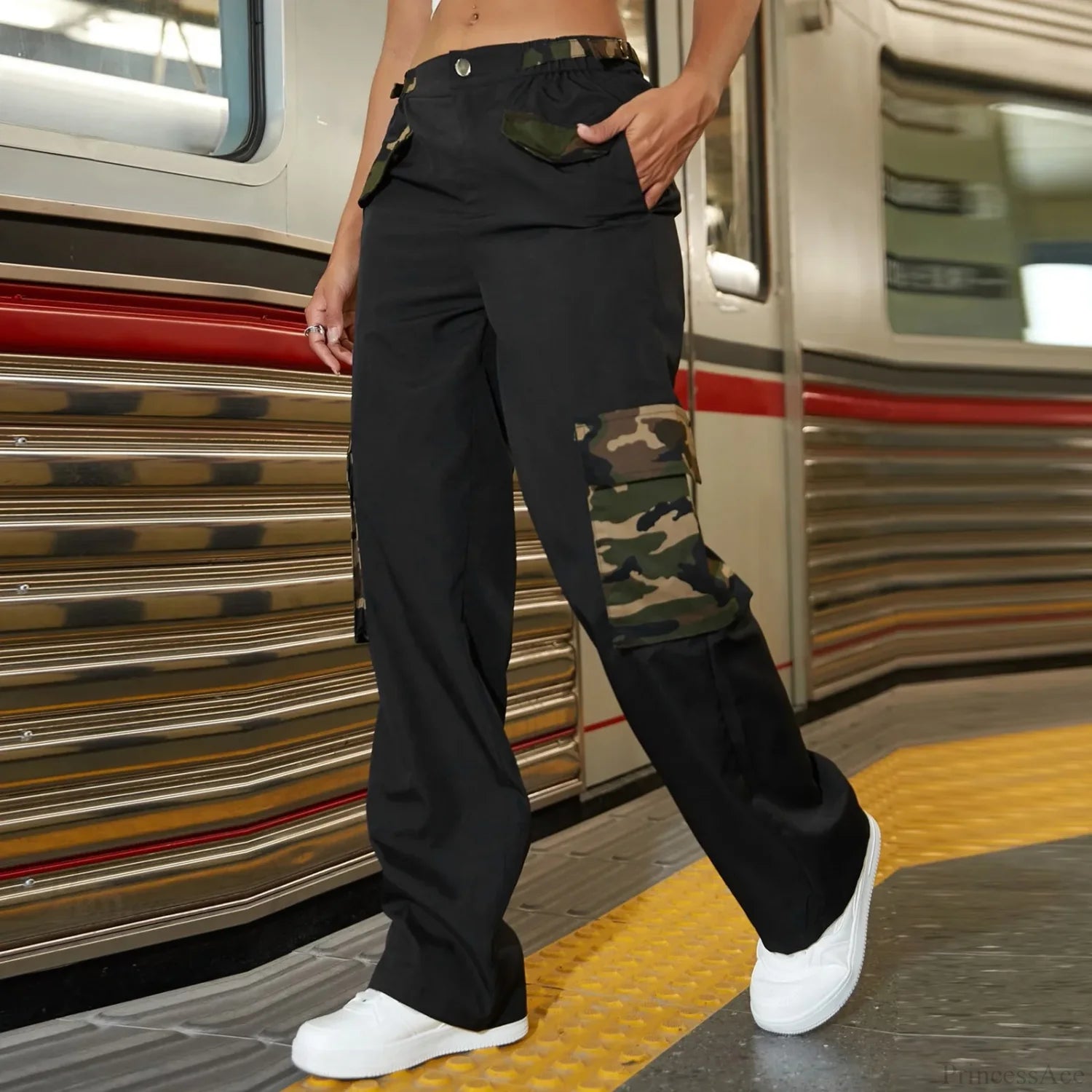 Camouflage Side Pocket Y2K Cargo Pants