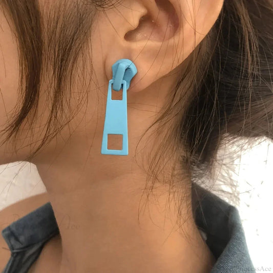 Characteristics Fastener Geometrical Rap Earring Blue
