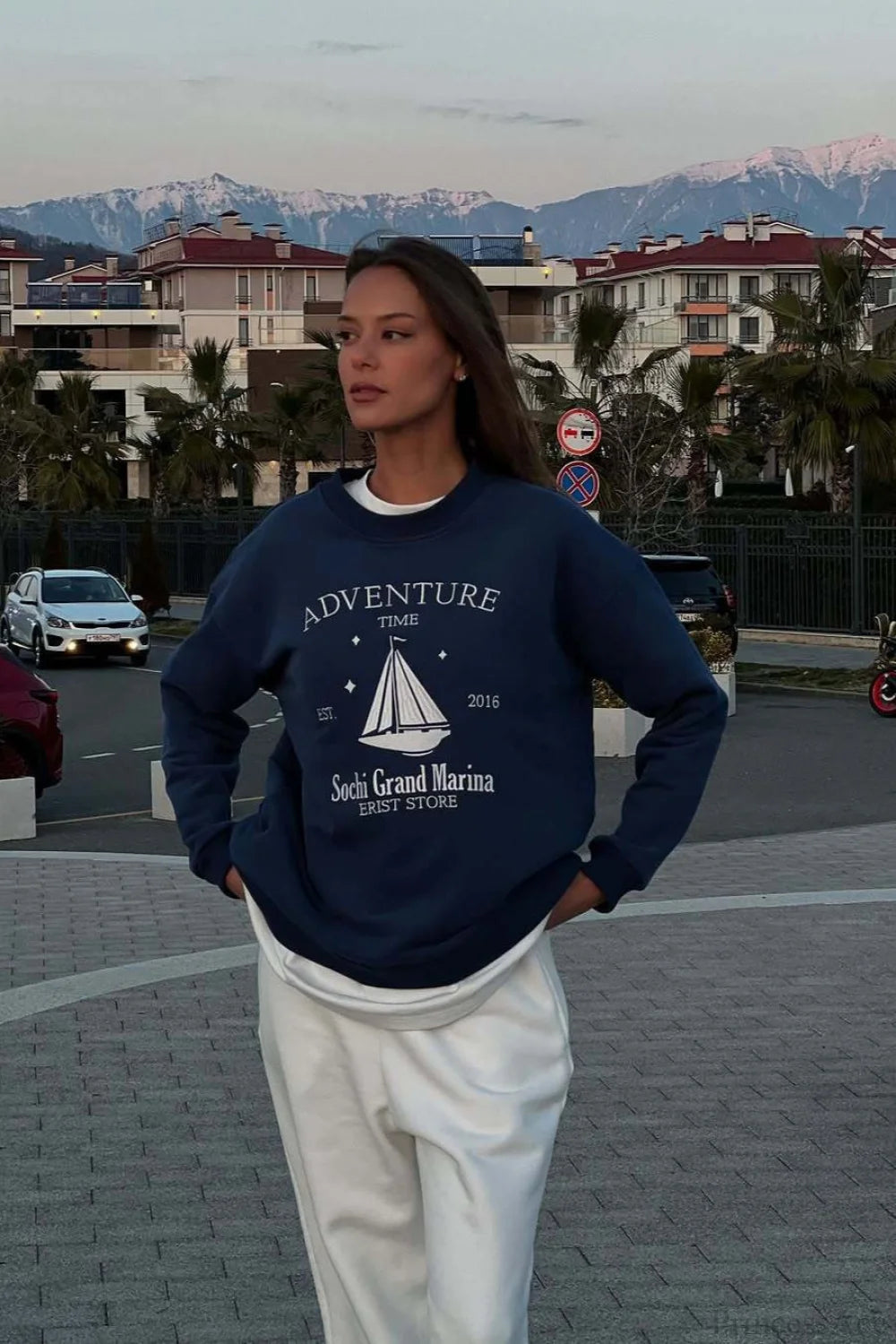 Chic Printed Crew Neck Oversized Long Sleeve Sweatshirt