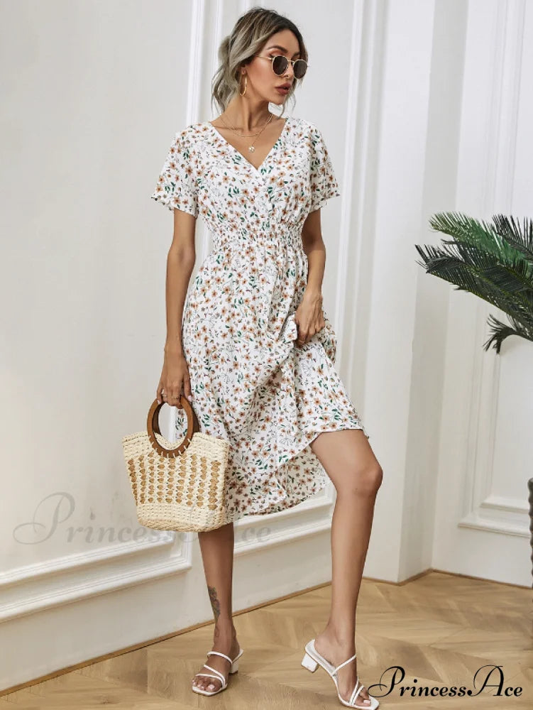 Coastal Short-Sleeved Gown Chiffon V-Neck A-Line Warm-Season Robe Dresses