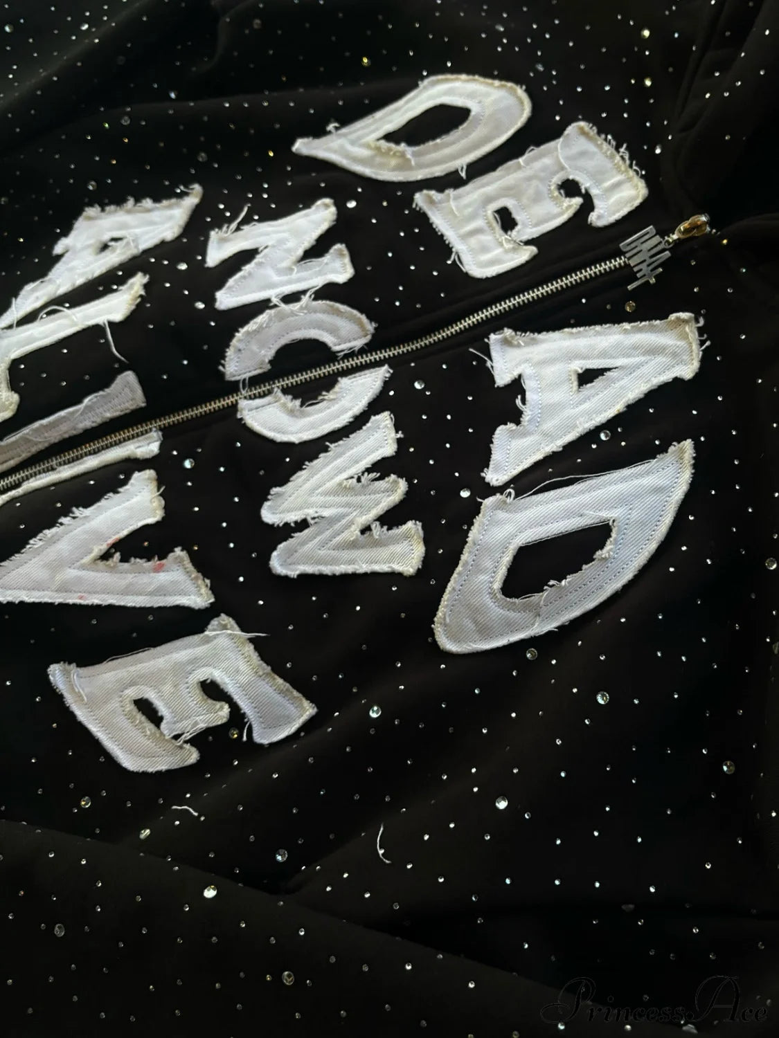 Comfortable Graphic Zip Up Hoodie