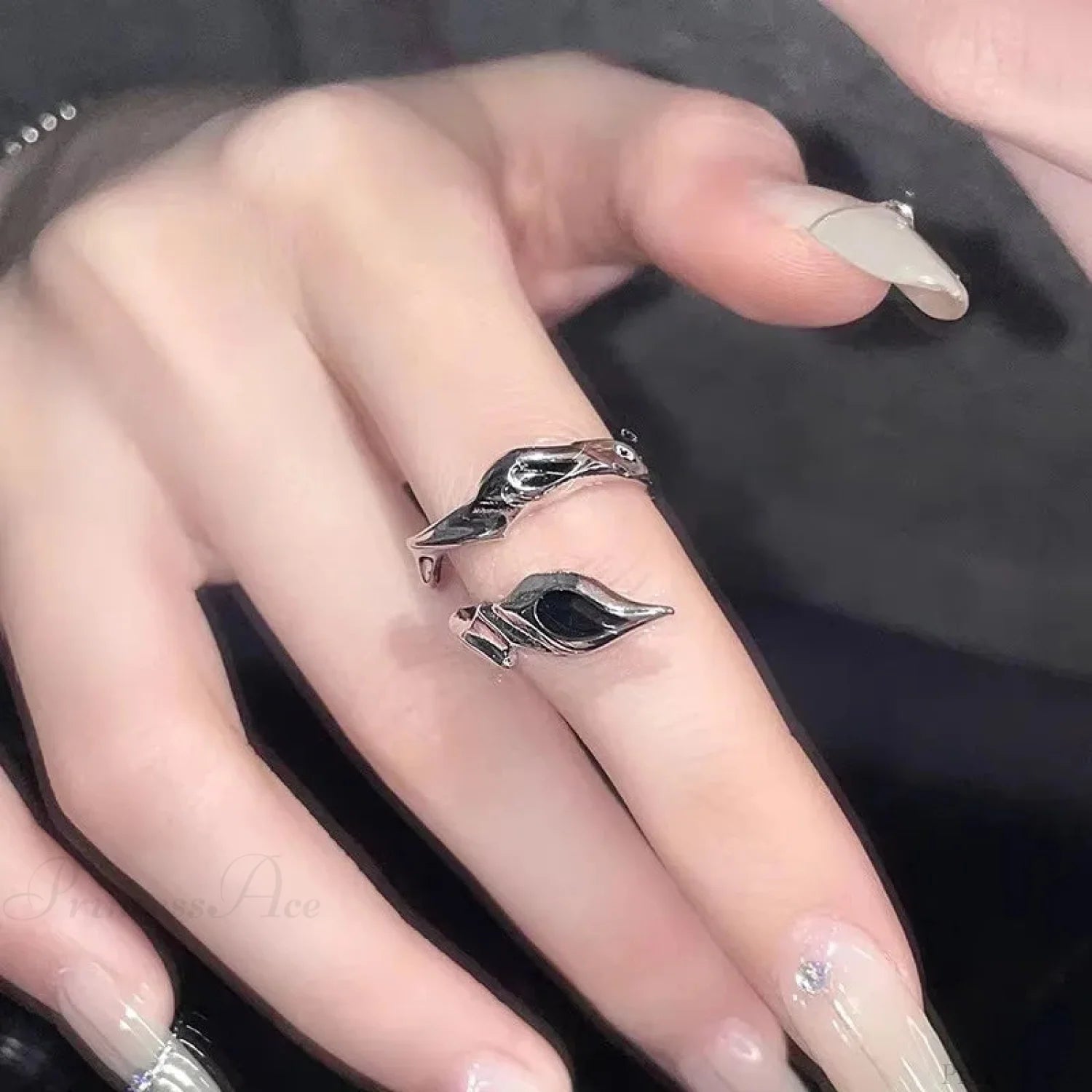 Dark Black Cross Star Ring sliver8