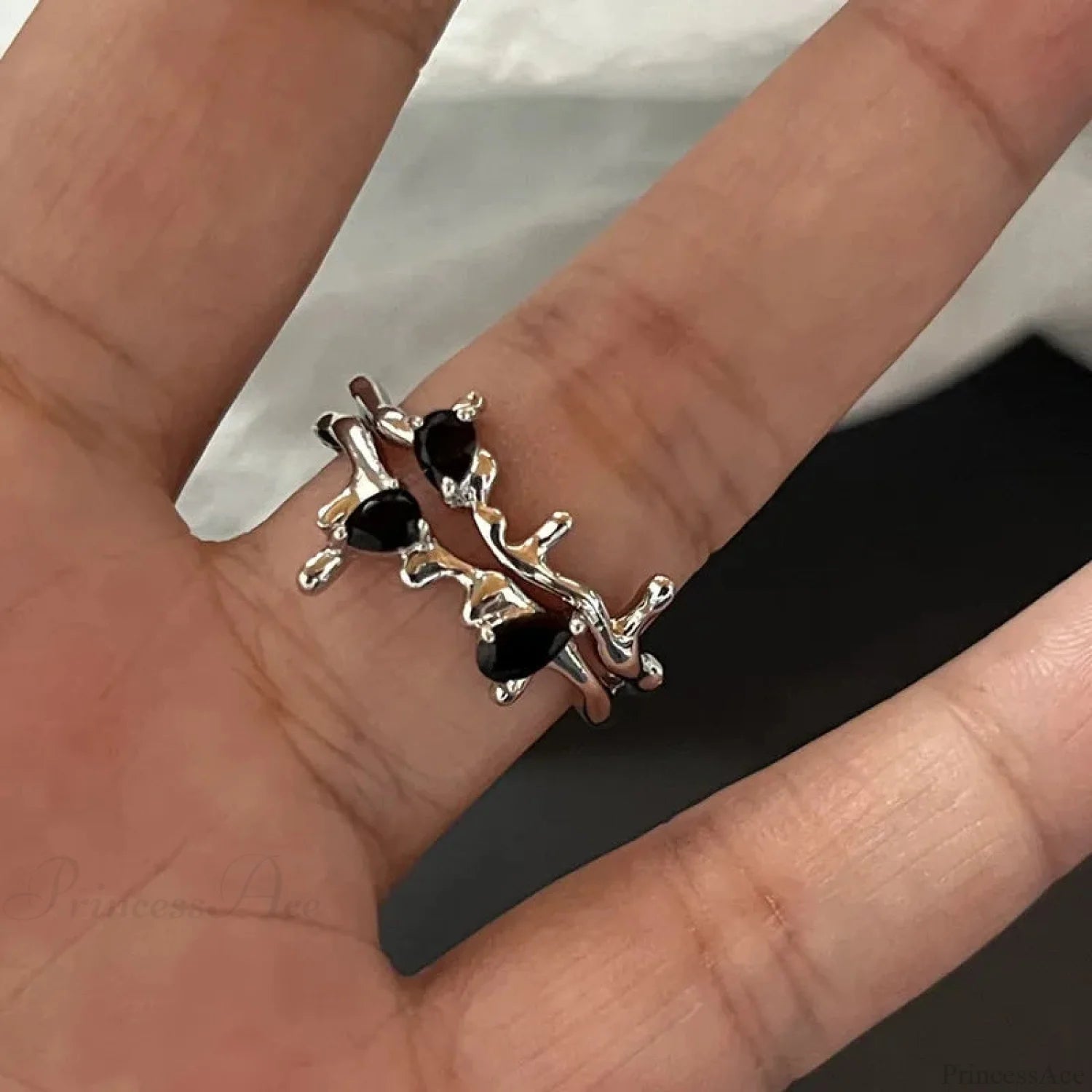 Dark Crystal Ebony Spider Ring sliver9