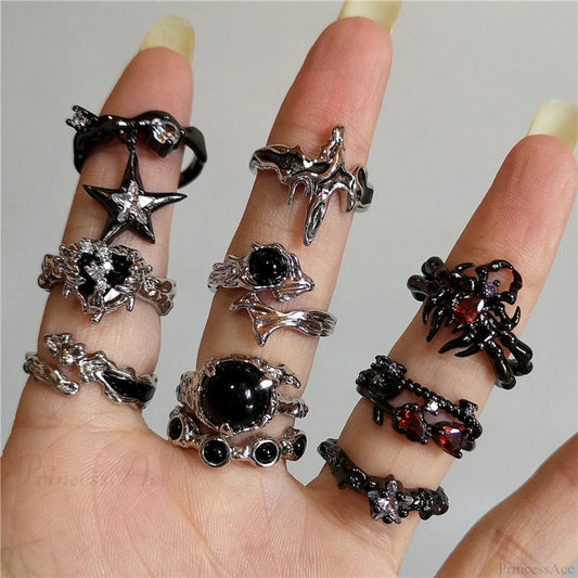 Dark Thorny Rose Pair Ring