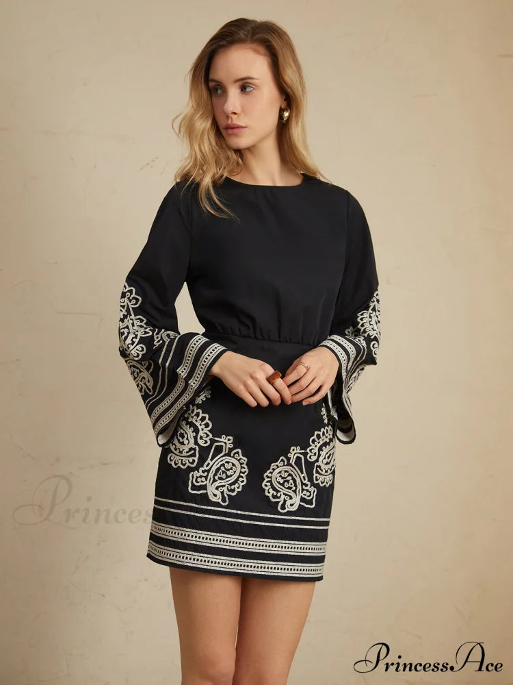 Delicate Embroidery Bell Trendy Sleeve Short Dress Dresses