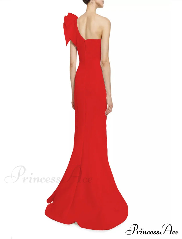 Diana Formal One Charming Shoulder Ruffle Dress S.o. Long Dresses