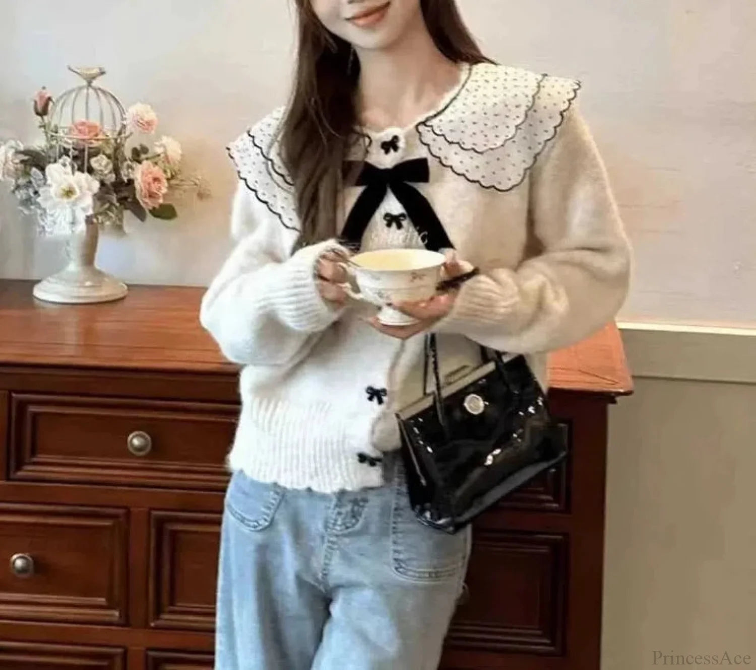 Doll Collar Loose Button Knit Cardigan APRICOT / S