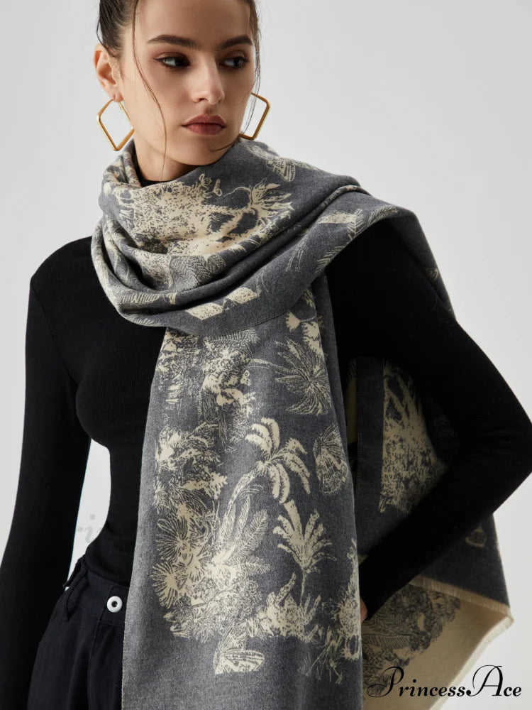 Double Face Graceful Jacquard Tassel Scarf Scarves