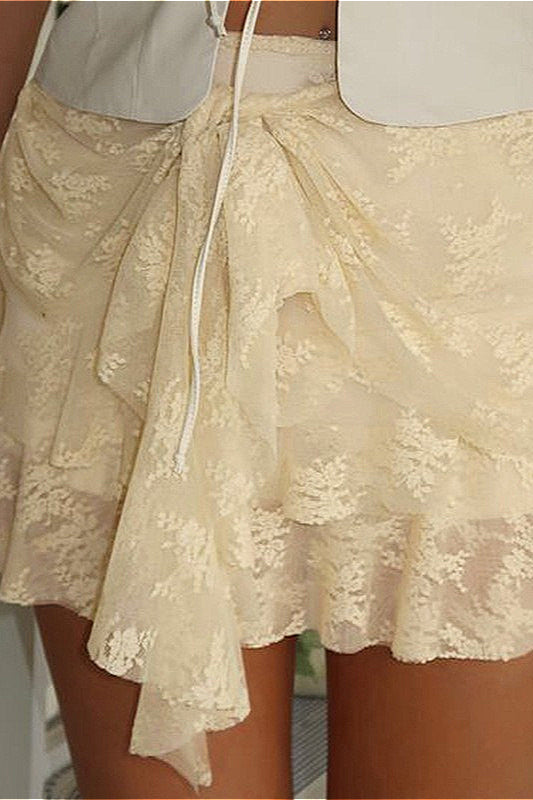 Jupe trapèze taille basse en dentelle vintage