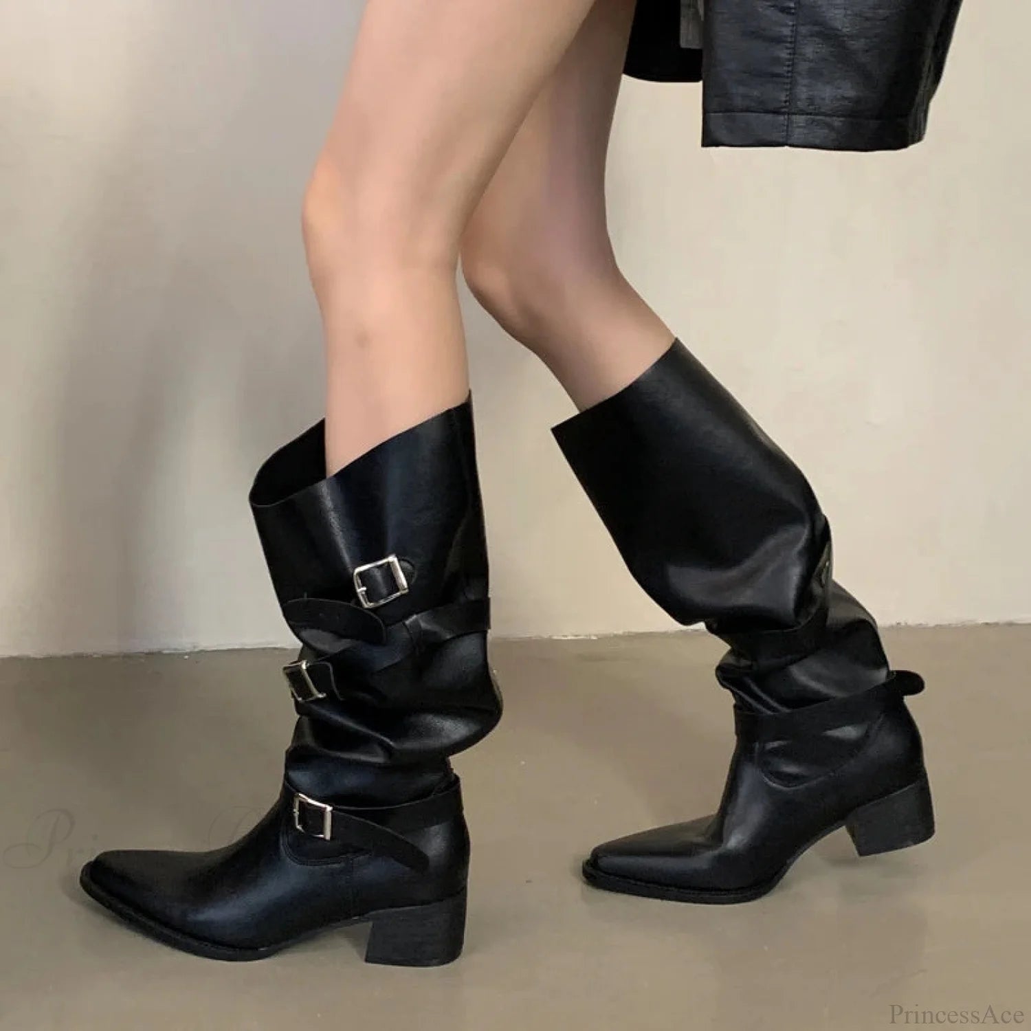 Eilyken Winter Rebel Circular Toe Gothic Knee High Boot Black / 35
