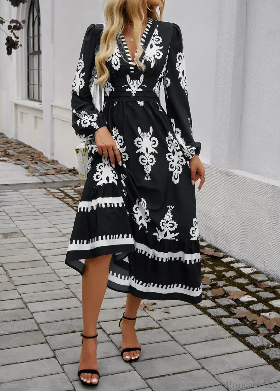 Elegant Printed V-neck A-line Boho Dress bohodress-250126