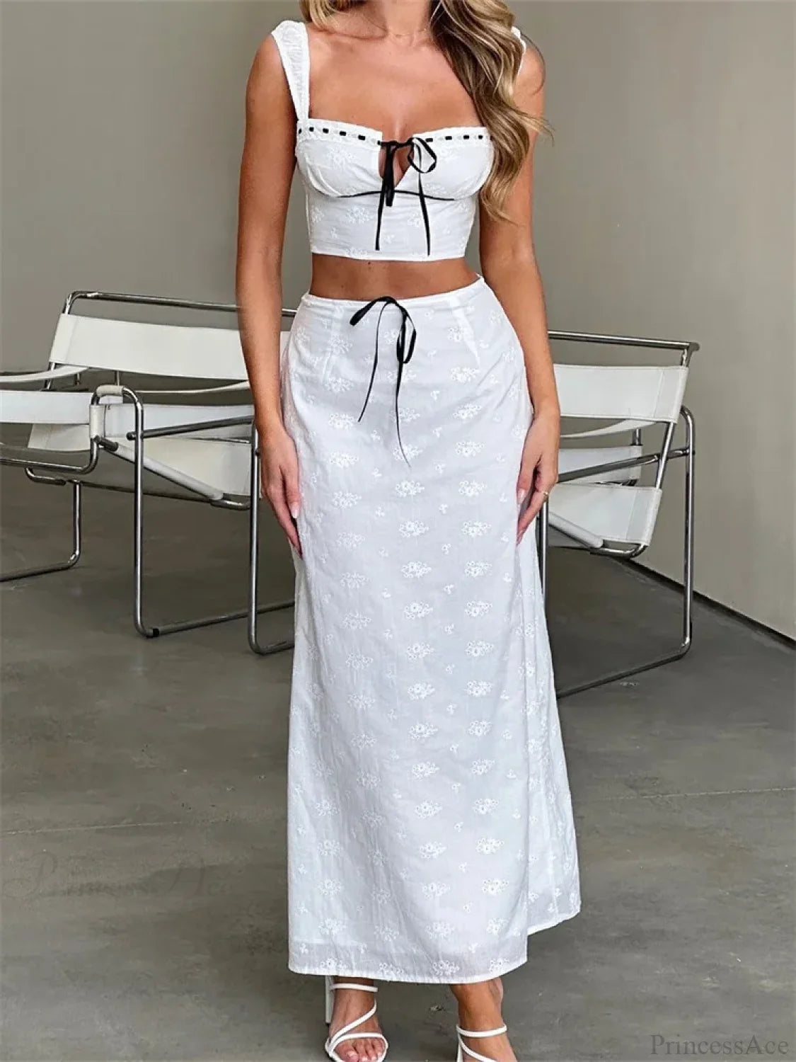 Embroidered Flower Sleeveless Crop Top High Waist Long Skirt skirt-250126