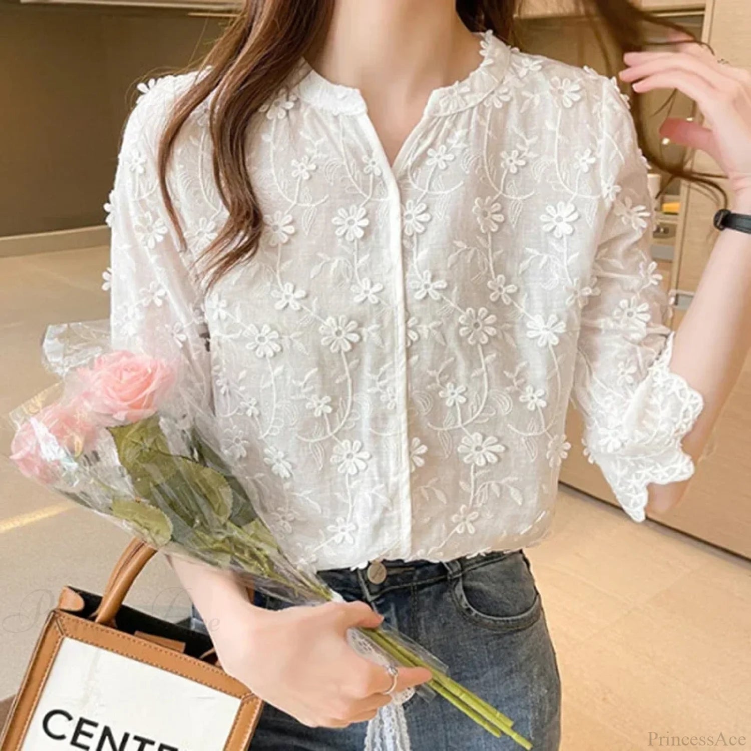 Embroidery Floral Short Sleeve White Blouse blouse-250223