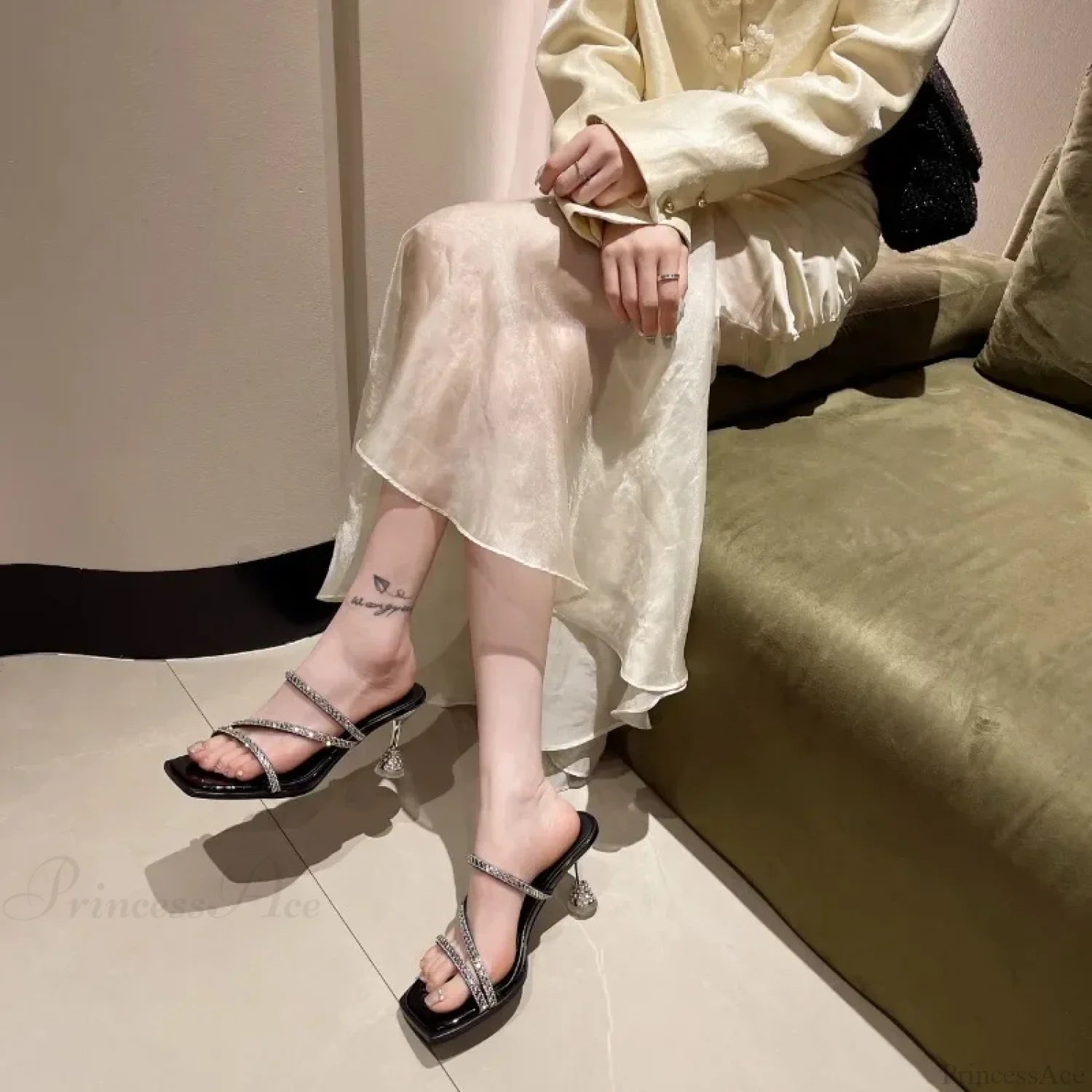 Fairy Style Diamond Sequins Simple Solid Color Women’s Slippers Concert High Heel