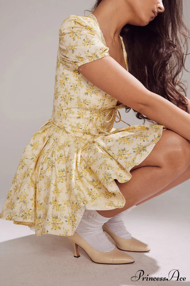 Faith Vintage Floral Charming Pleated Mini Dress