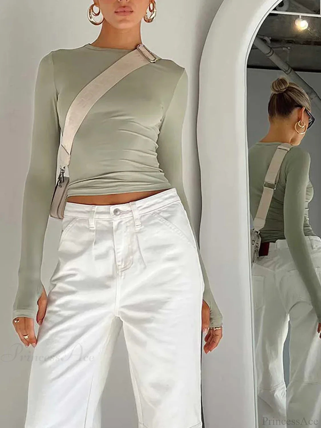 Fashion Crew Neck Slim Fit Long Sleeve Knit Top with Thumb Holes knittop-250126