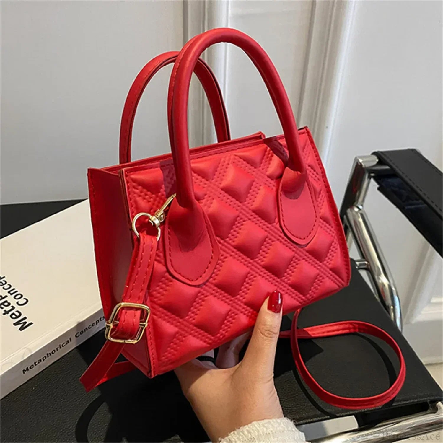 Fashion Retro PU Small Square Crossbody Handbag Red-17x13x7.5cm handbag-250126