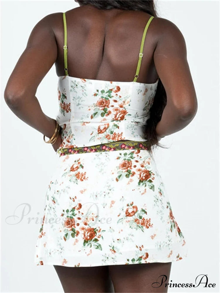 Floral Lace Print Tie Up Trendy Crop Top And Mini Skirt Set