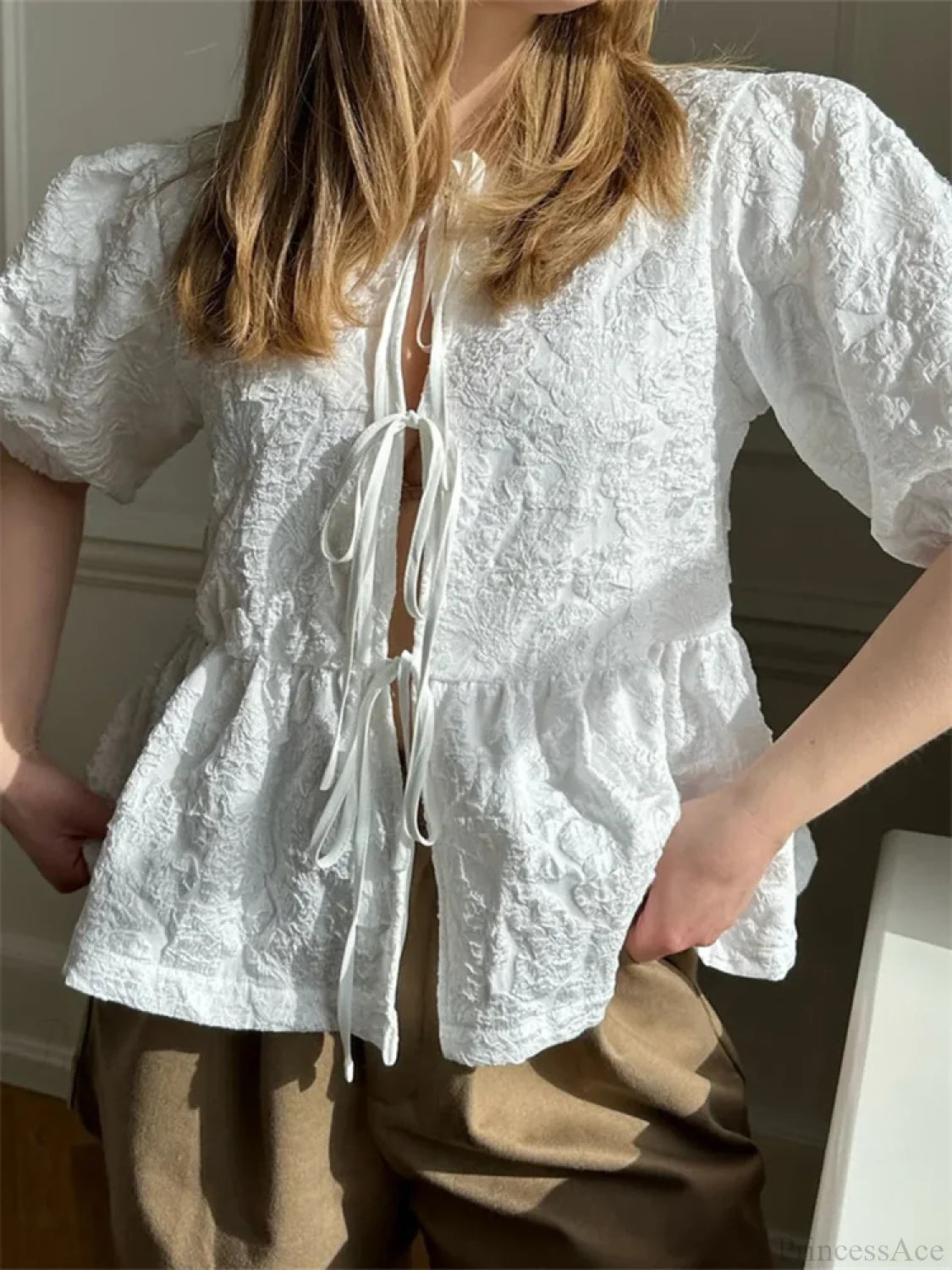 Flower Ruched Front Tie-Up Blouse blouse-250223