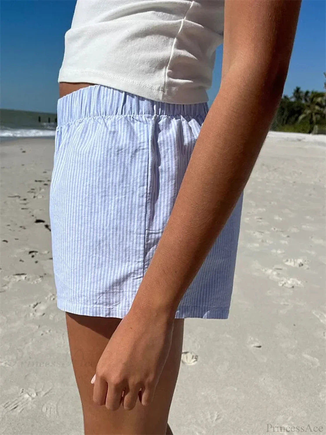 Front Button Plaid Lounge Short short-250223