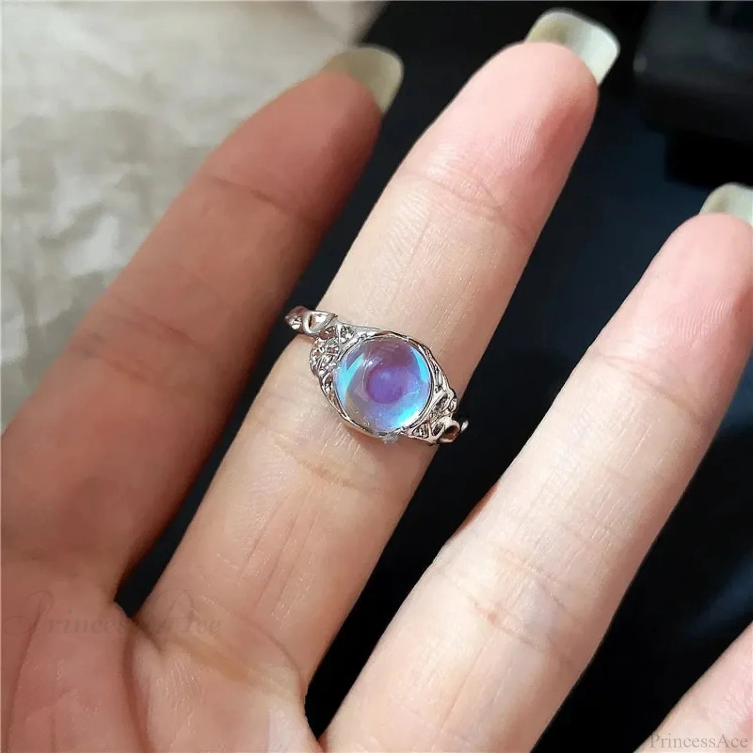 Futuristic Backbone Medieval Talon Ring color9