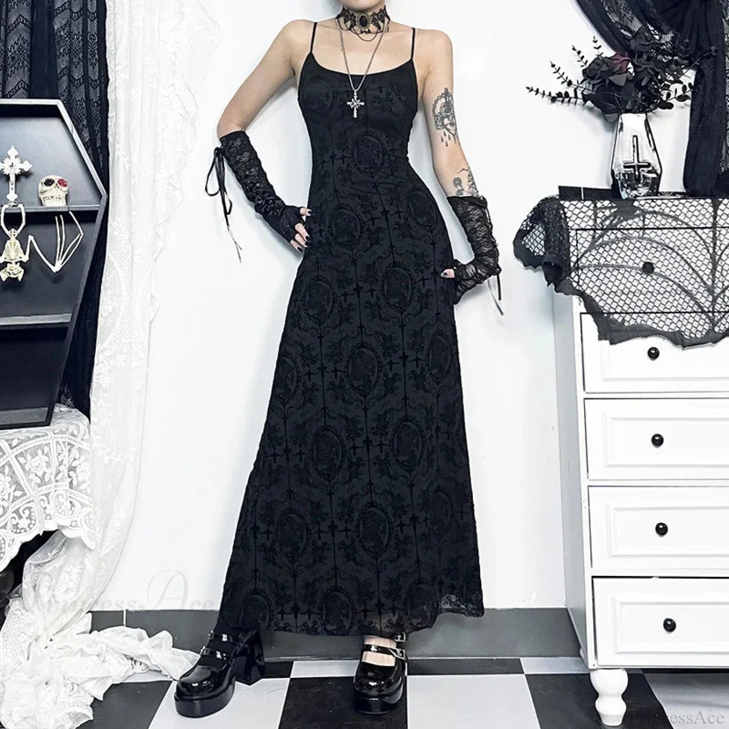 Gathering Net Celebration Sling Maxi Dress Black / S