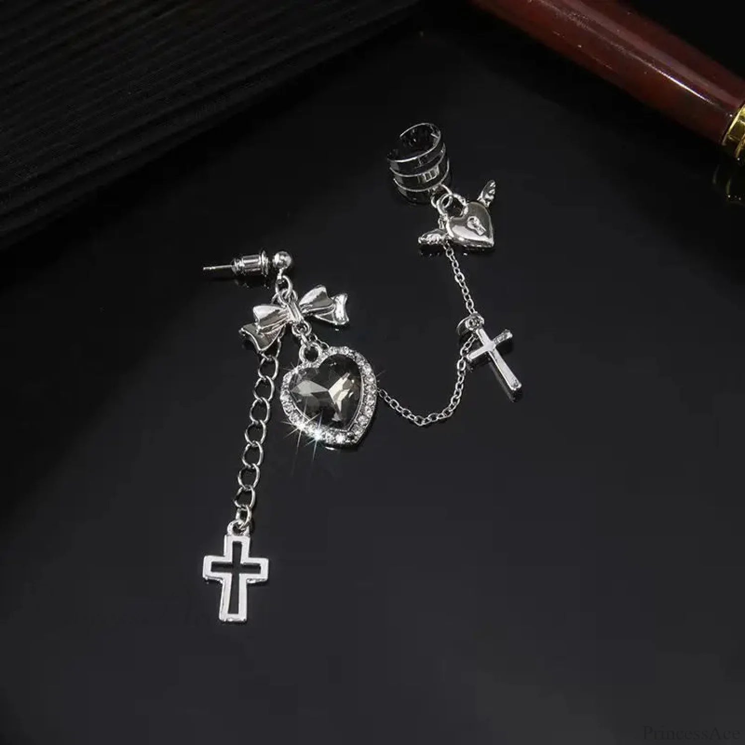 Gloomy Rebel Metal Chain Cross Affection Earring