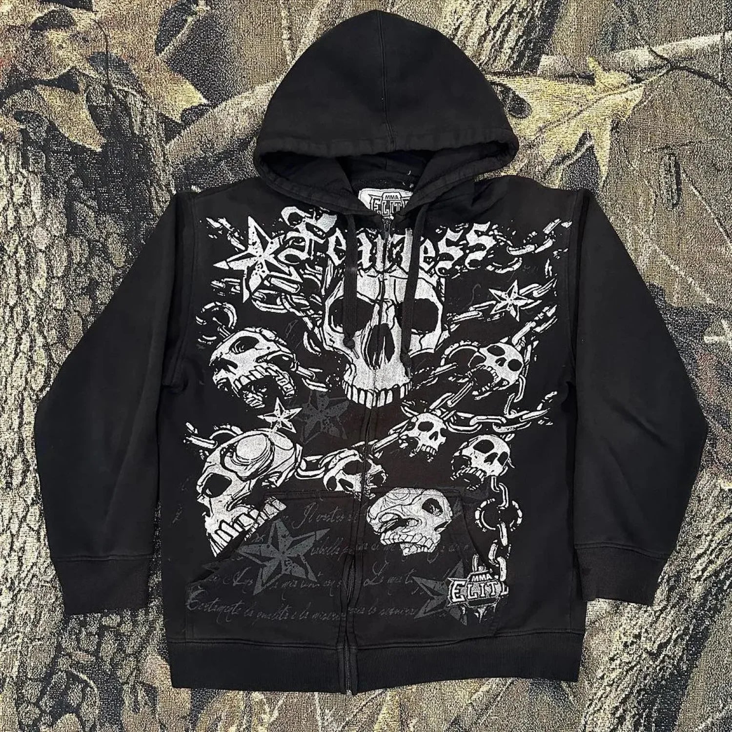 Gothic Dim Skull Print Pullover Hoodie Beige / M