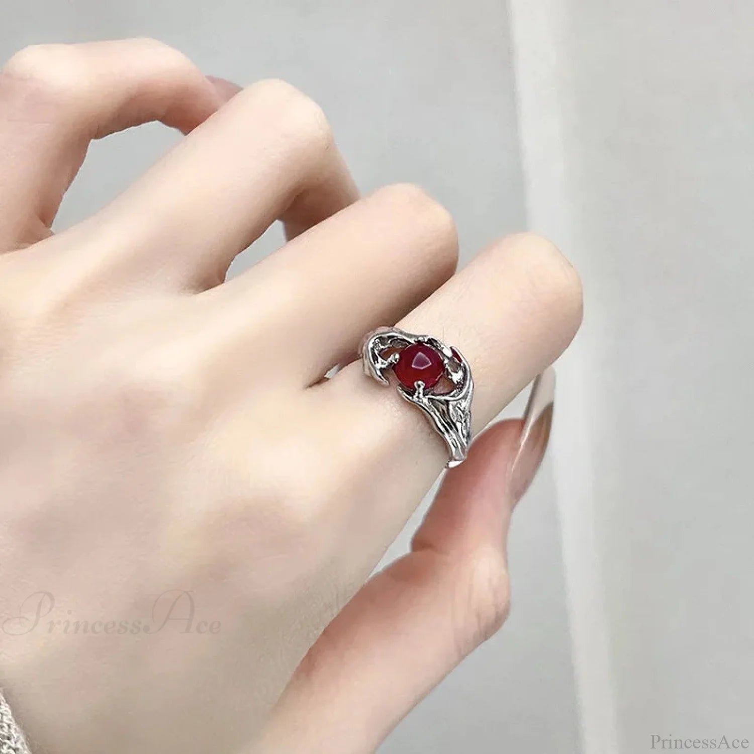 Gothic Unpredictable Stone Animal Ring red8