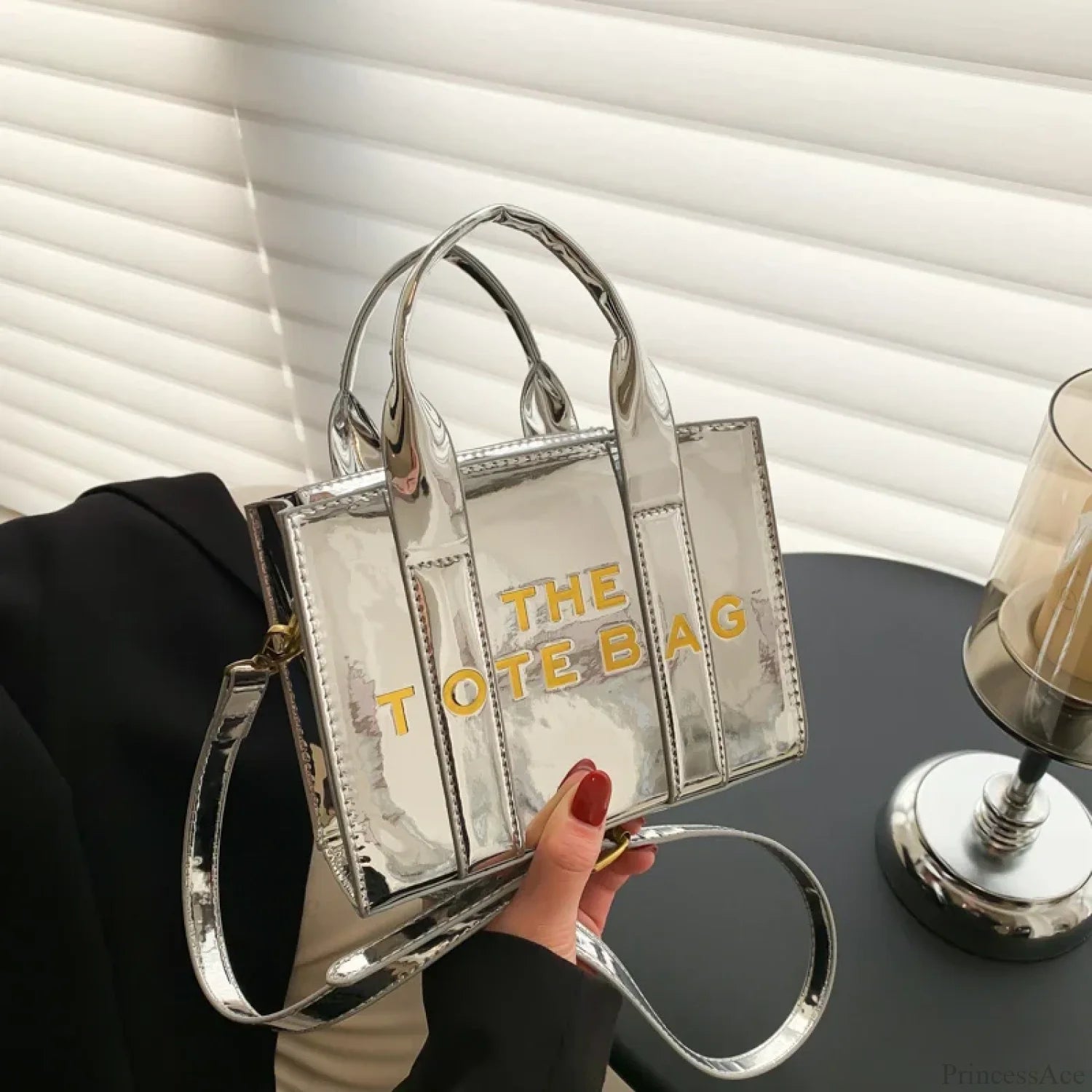 High-Quality Leather Designer Luxury Satchel Handbag silvery shoulder bag / 18X14X8cm handbag-250126