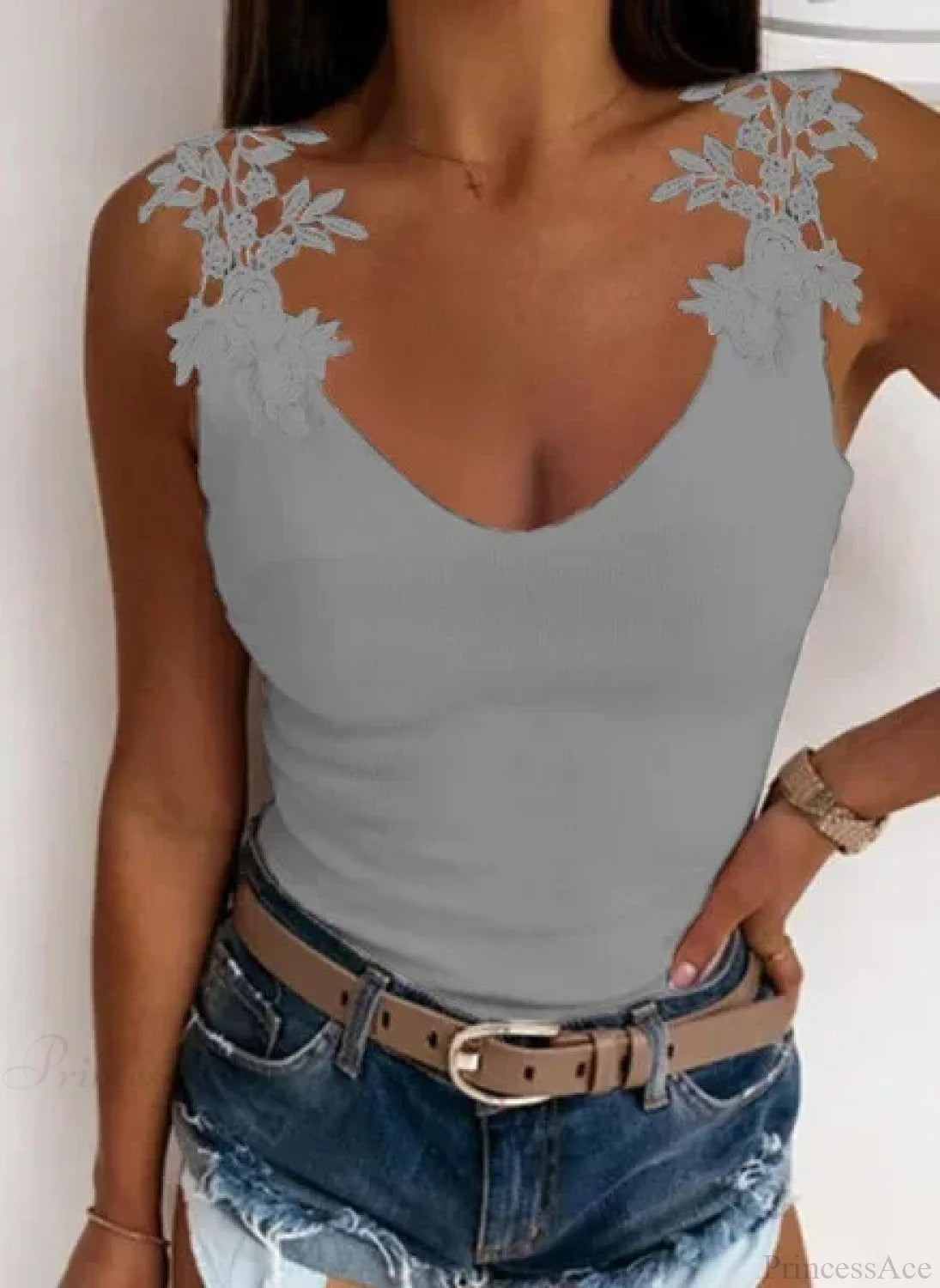 Hollow Lace Petal V-Neck Oversize Casual Slim Fit Tank Top croptop-250126