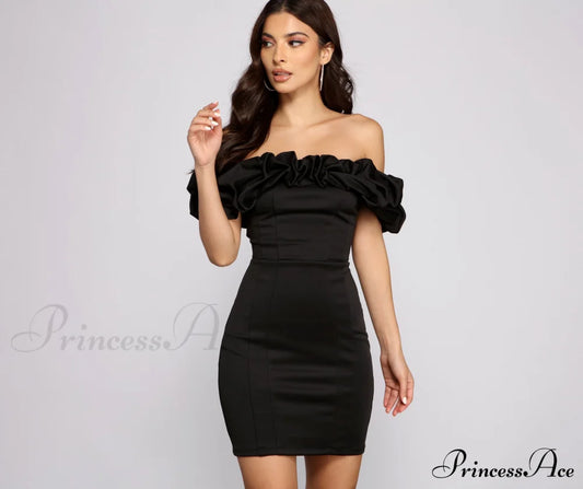 Kiari Formal Off the Shoulder Ruffled Dress - Lady Occasions
