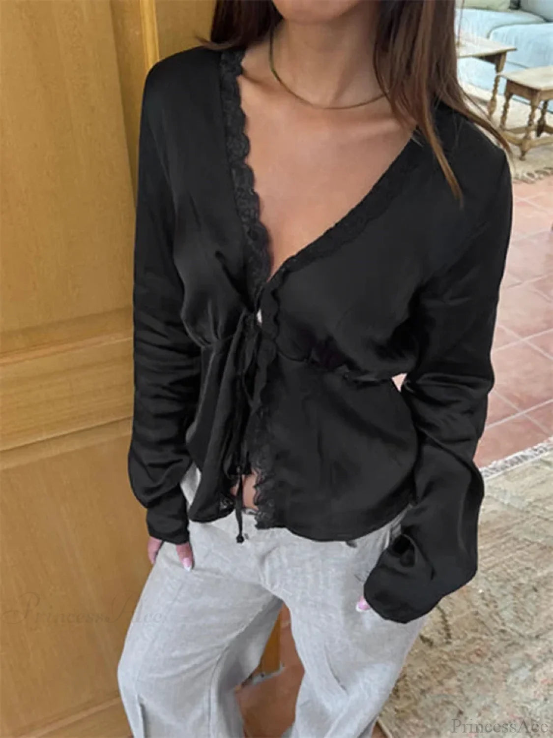 Lace Trim V-neck Tie-Up Blouse blouse-250223