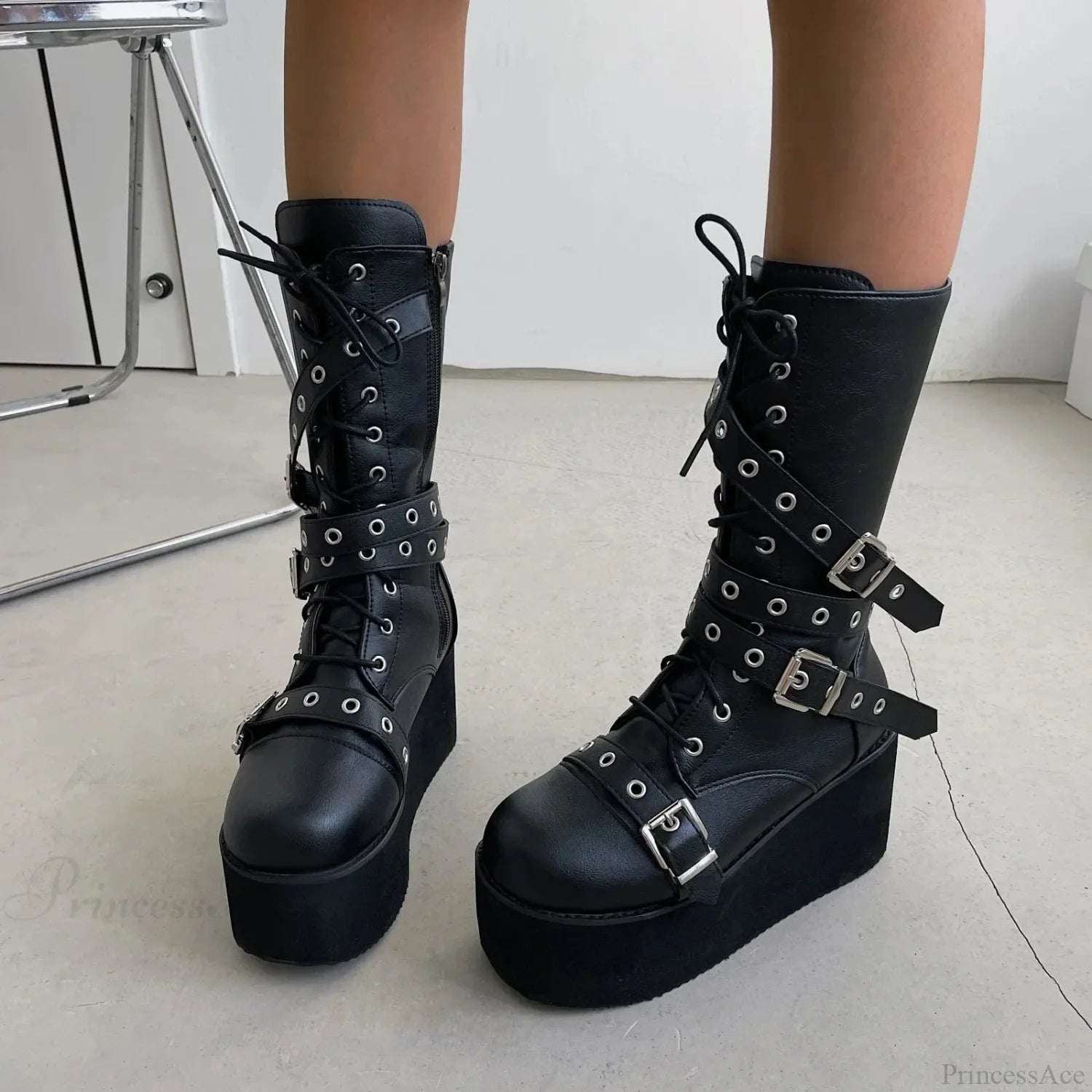 Large Size Women Tie Up Buckle Elevated Gothic Boot