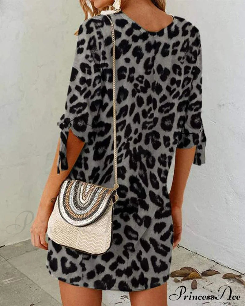 Leopard Print Round Neck Dress Casual Dresses