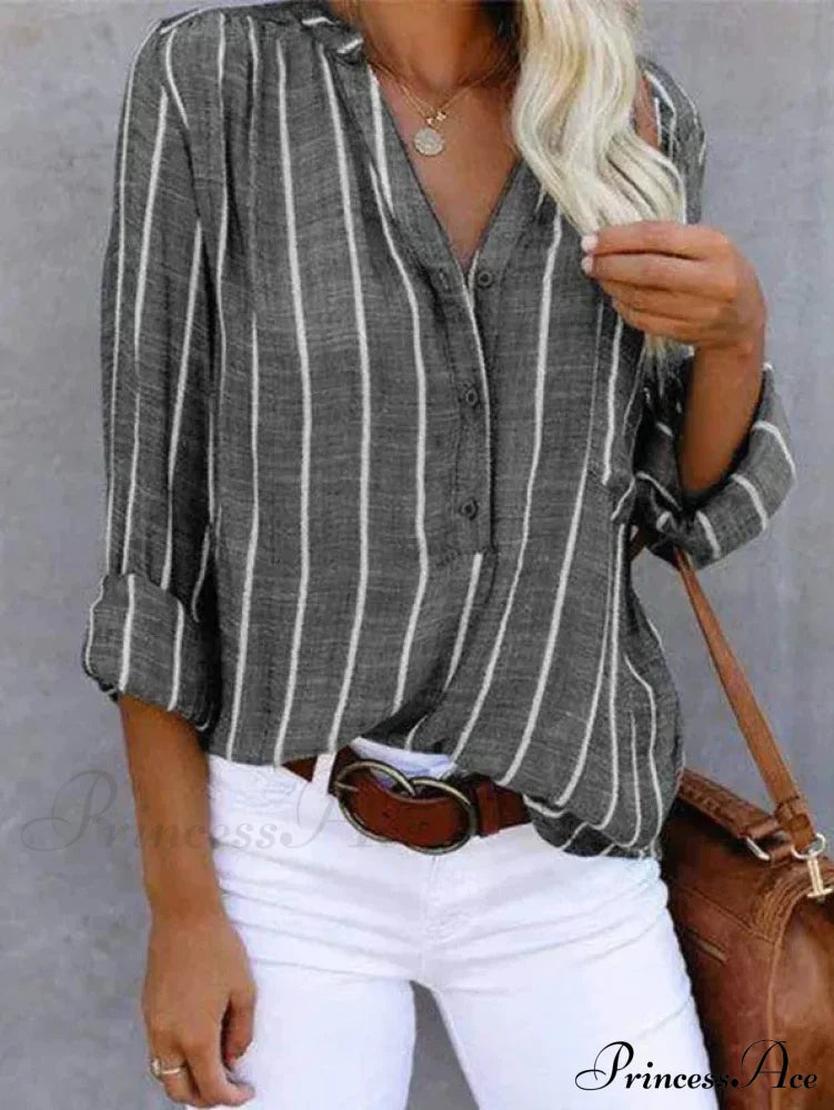 Lilia Women’s Shirt S / Grey Tops & Blouses