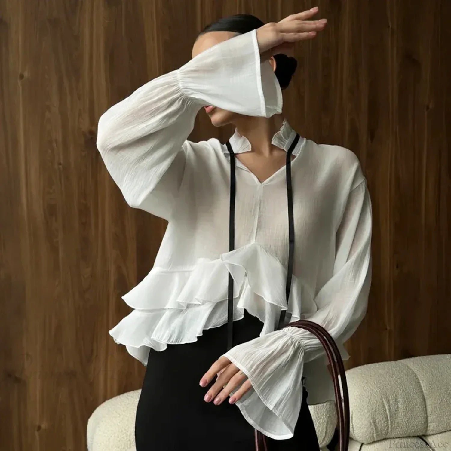 Loose White Ruffled Blouse blouse-250223