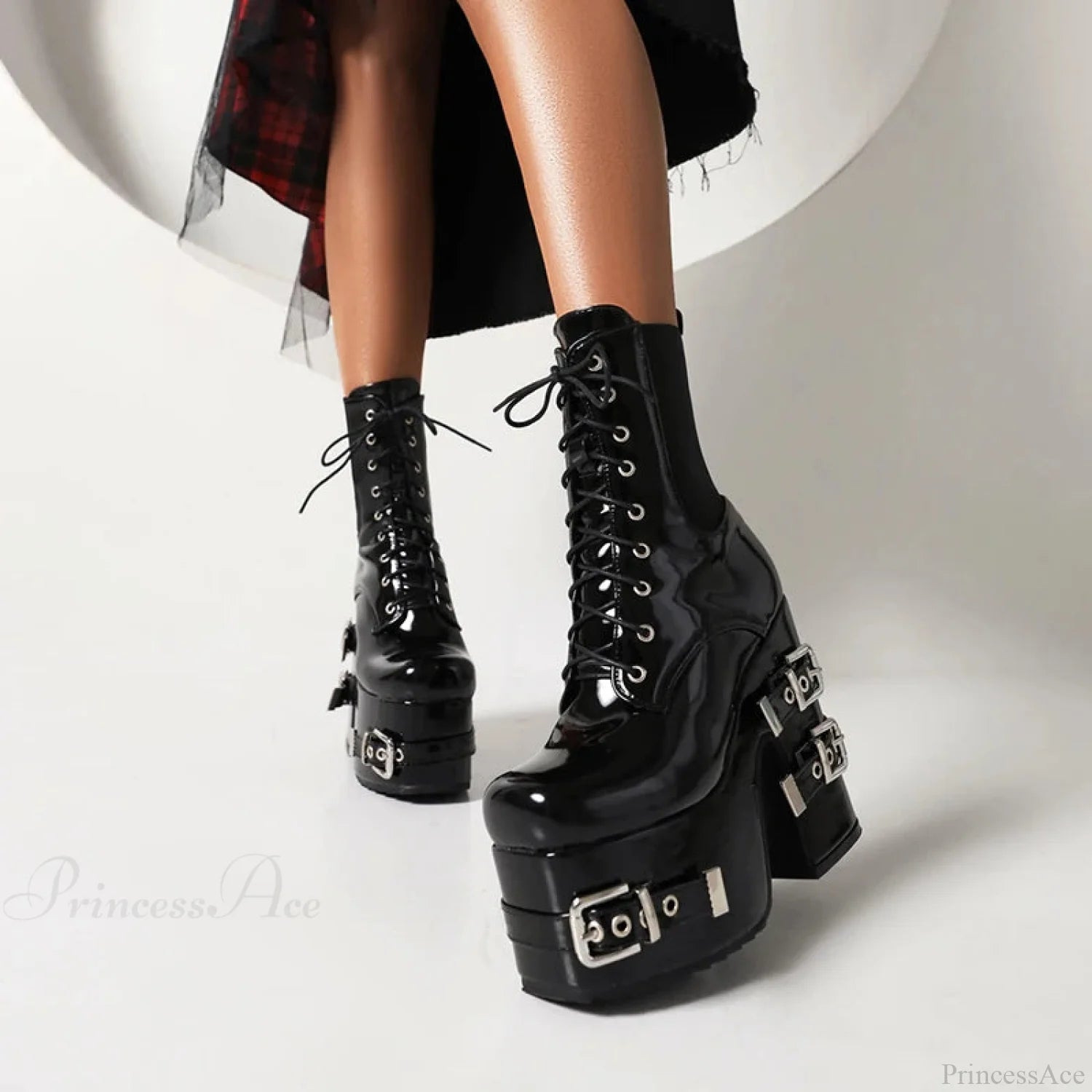 Metal Clasp Broad Heel Gothic Ankle Boot black / 35