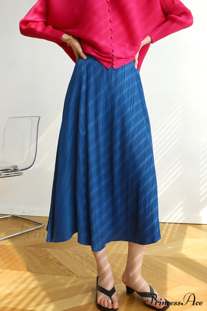 Pleated High Waist Skirt - Solid Color Blue / One Size Midi Dresses