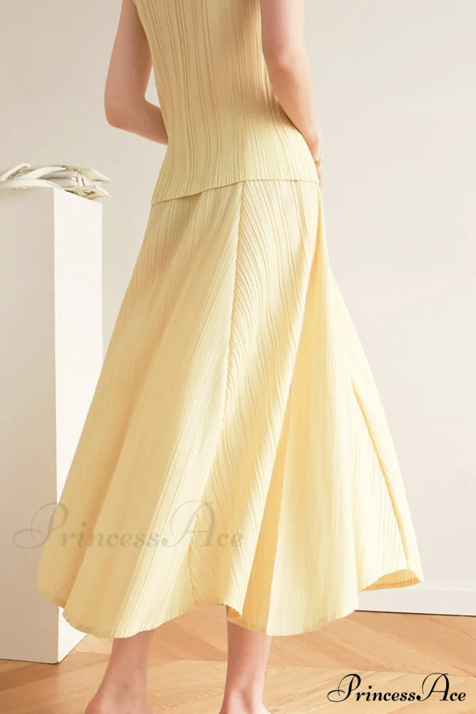 Pleated High Waist Skirt - Solid Color Yellow / One Size Midi Dresses
