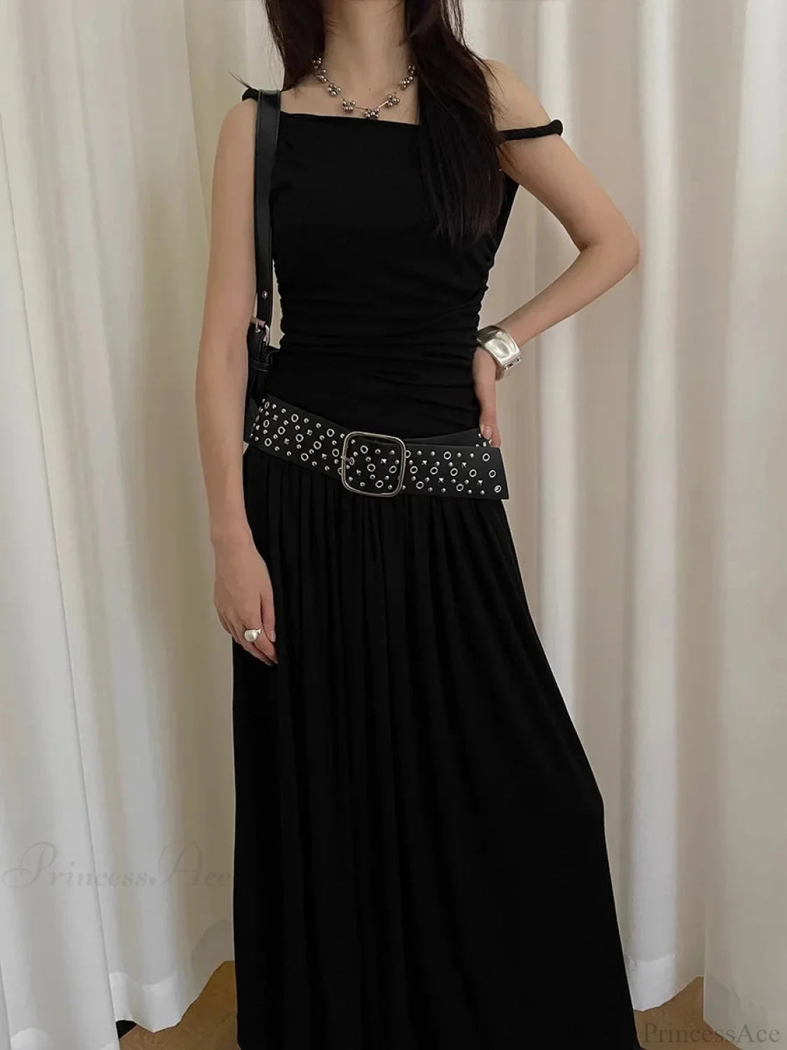 Rebellious Dark Metal Wide Belt Black / 100cm