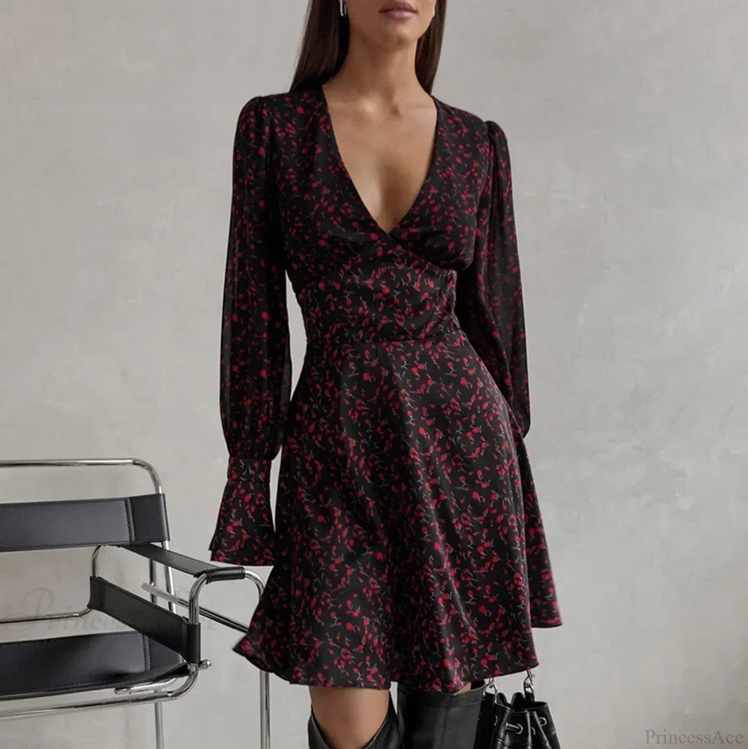 Retro Deep V Long-Sleeved Floral Dress Black / S floraldress-250126